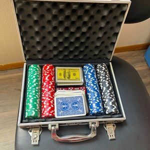 ♥️♠️ NEVER USED Poker Set ♦️♣️
